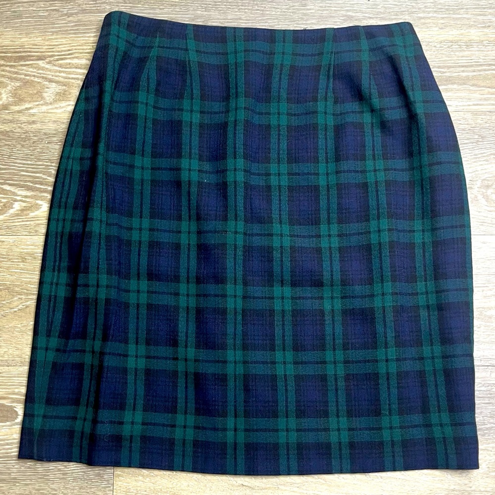 Linda Allard Ellen Tracy Black Watch Tartan Plaid Wool Pencil Skirt